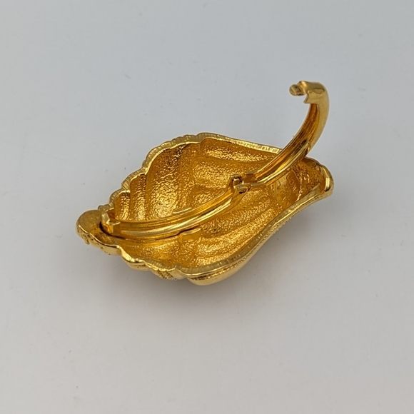 Kenneth J Lane for Avon Seashell Enhancer, Rhinestone Shell, Vintage KJL Jewelry - Picture 5 of 9